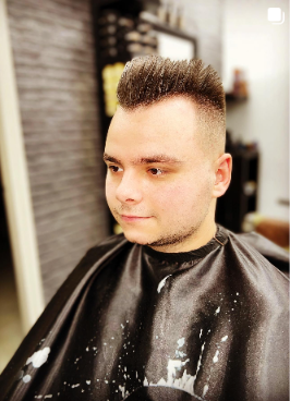 Strakke herensnit met fade bij Kapsalon Nijkerk